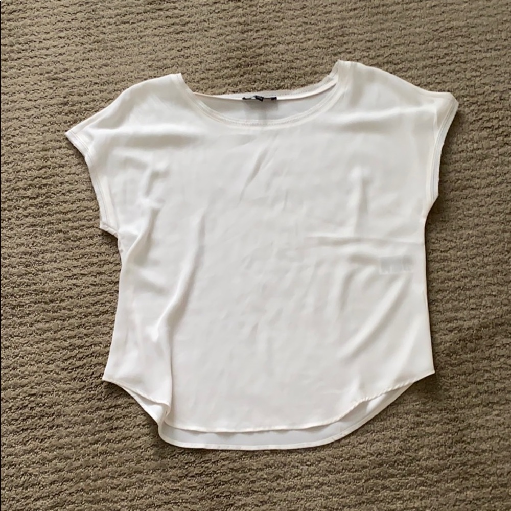 BANANA REPUBLIC - white shell